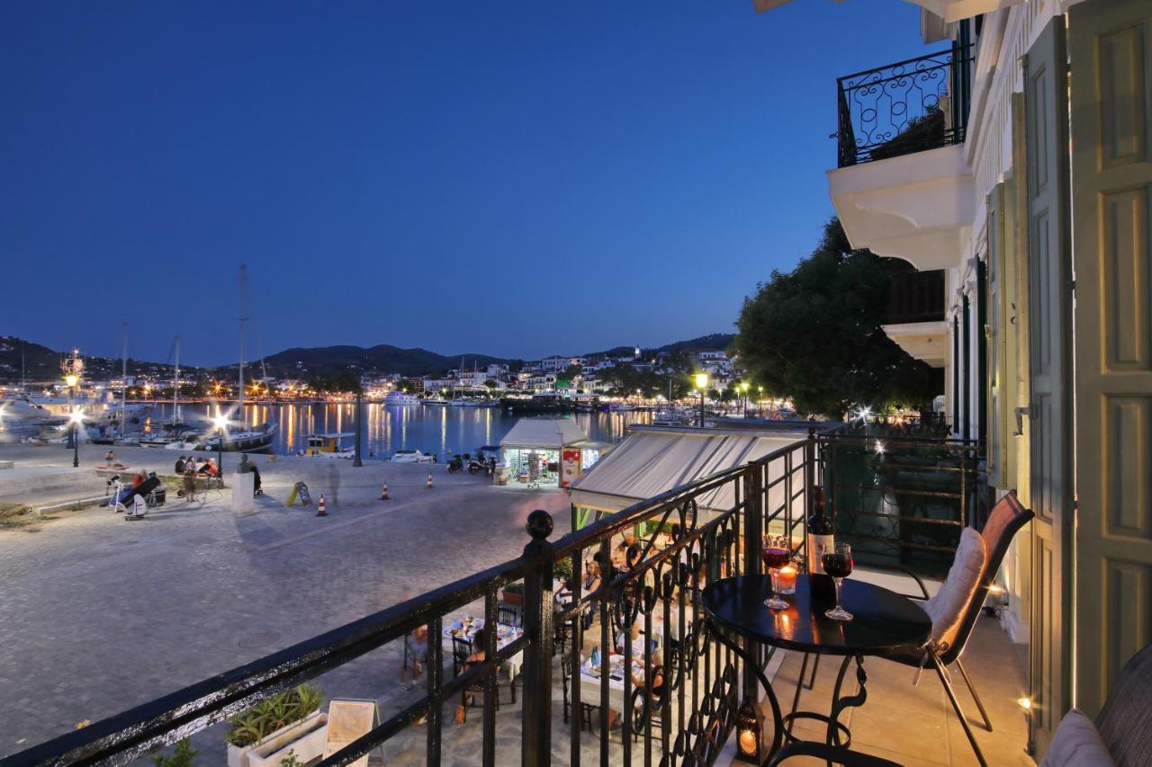Faros Coastal Apartments Città di Skopelos Esterno foto