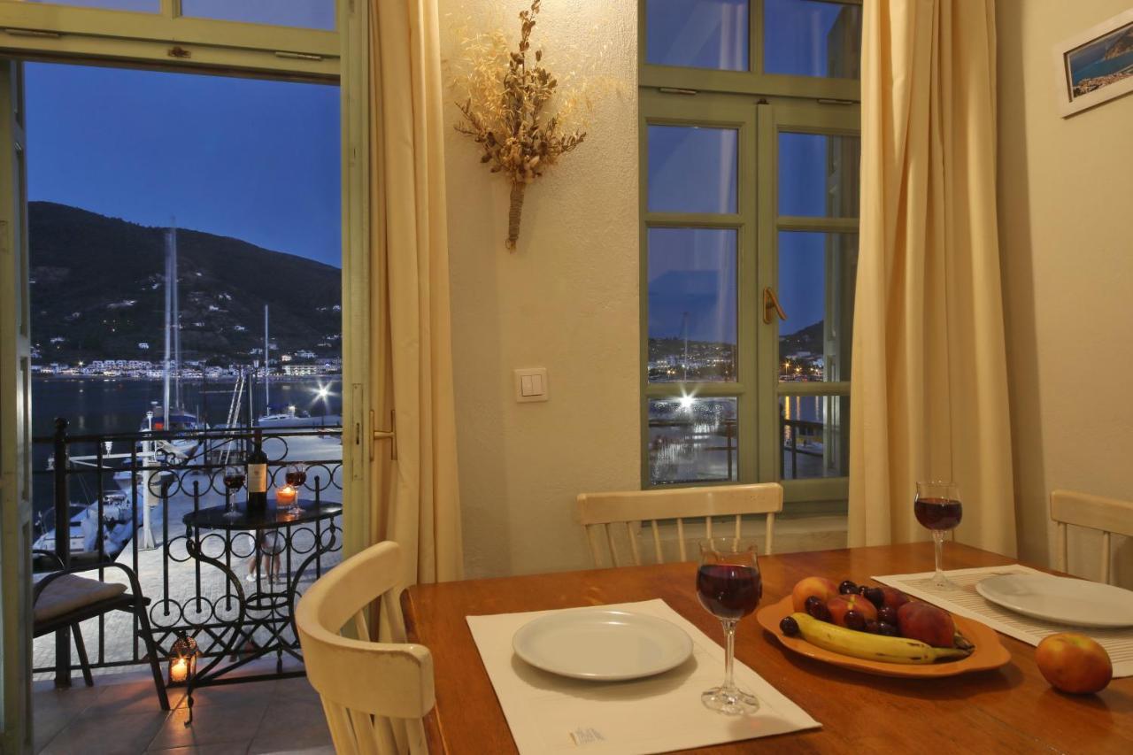 Faros Coastal Apartments Città di Skopelos Esterno foto