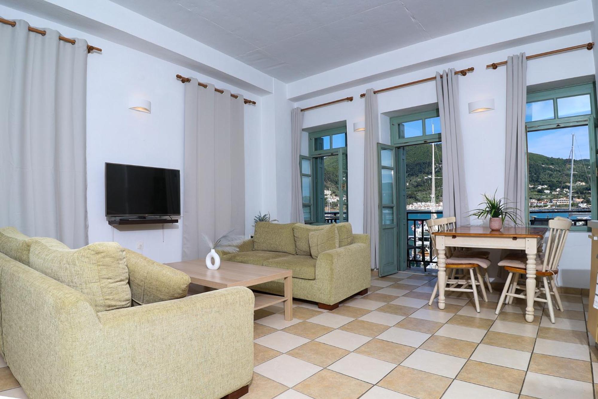 Faros Coastal Apartments Città di Skopelos Esterno foto