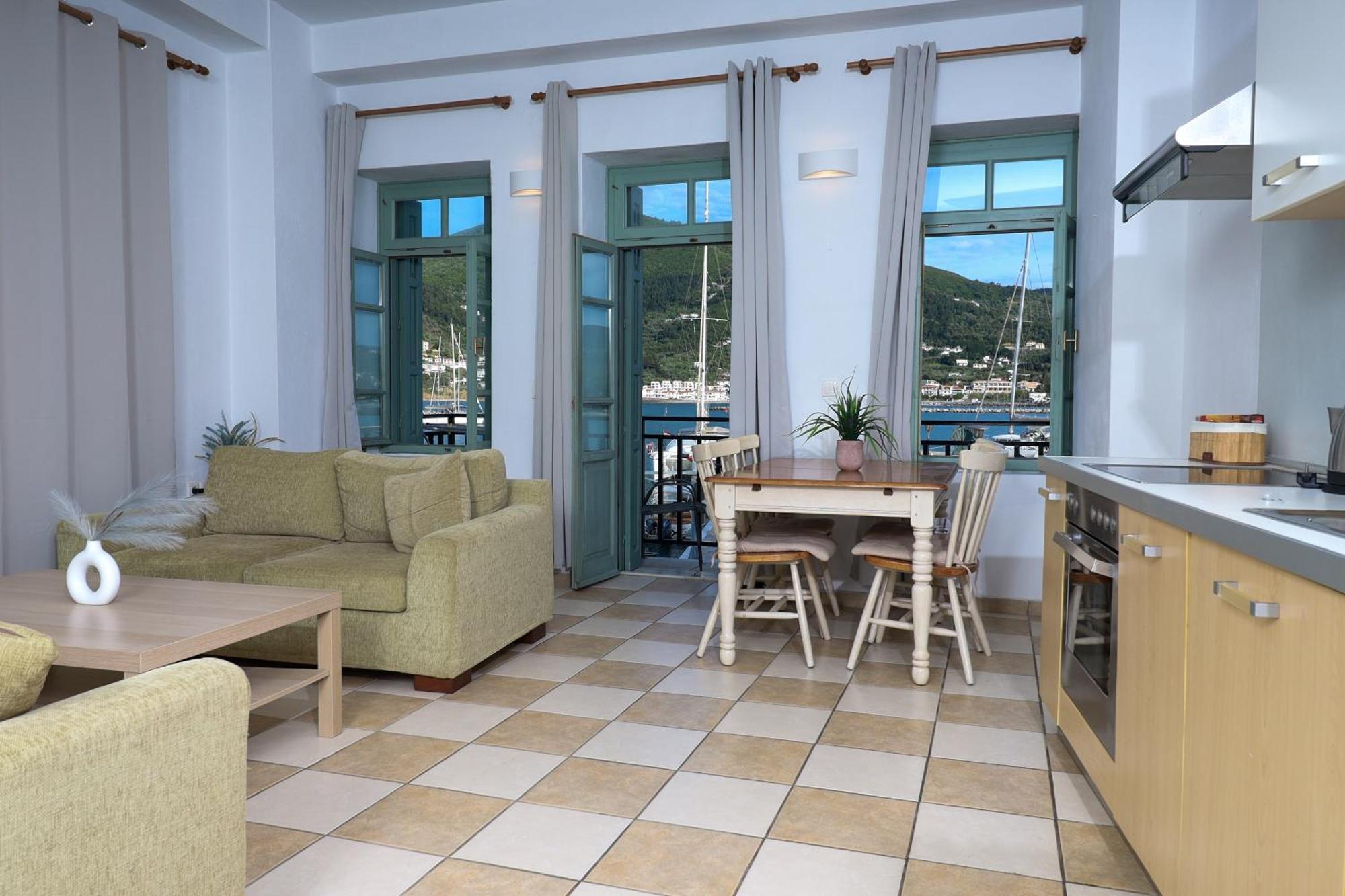 Faros Coastal Apartments Città di Skopelos Esterno foto